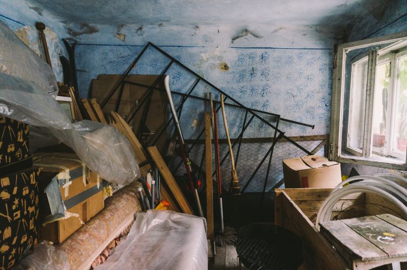 Pre-Move Decluttering